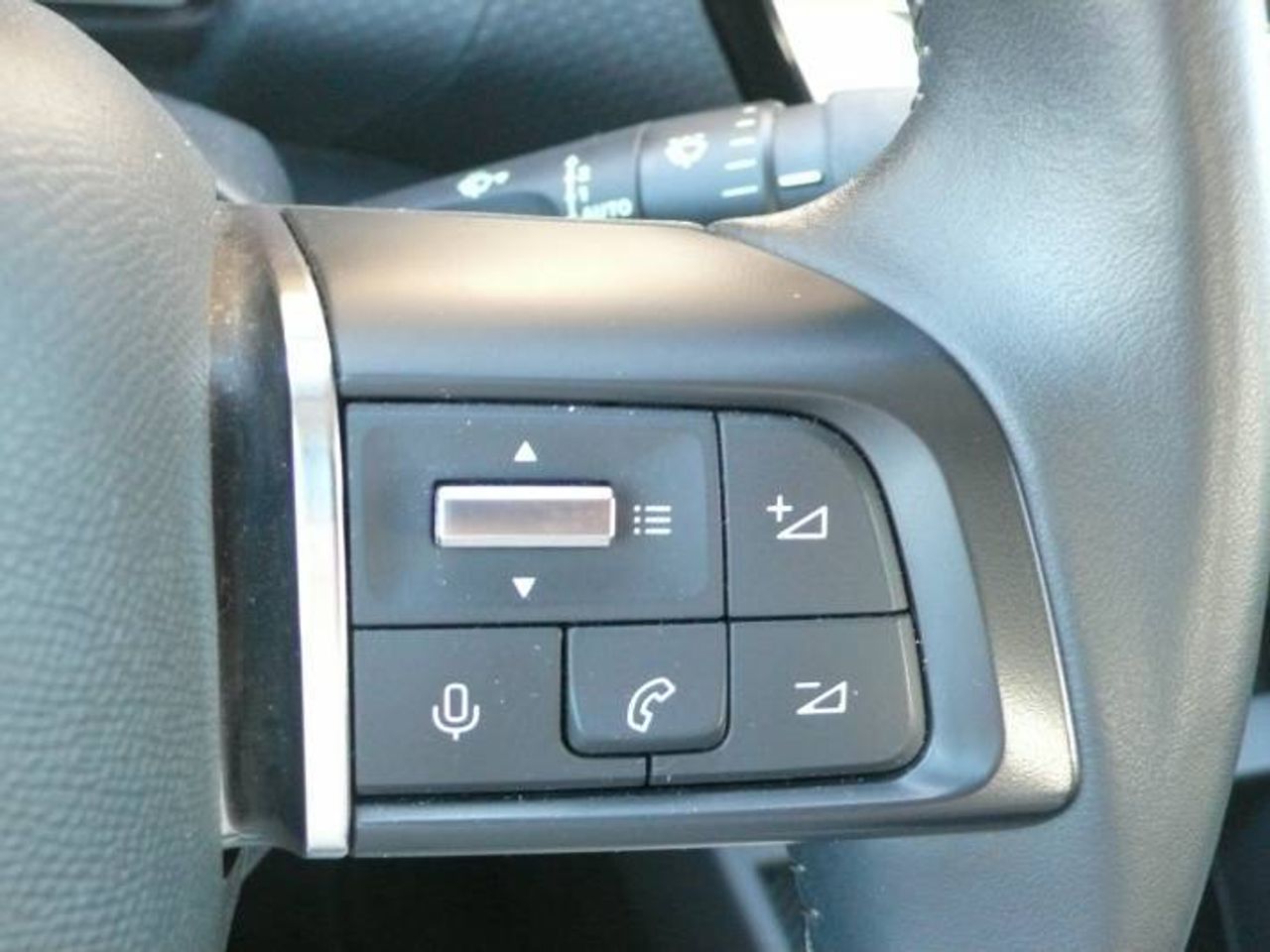 Citroën C4 BlueHdi 110 S&S Feel Pack 5 Puertas  - Foto 25