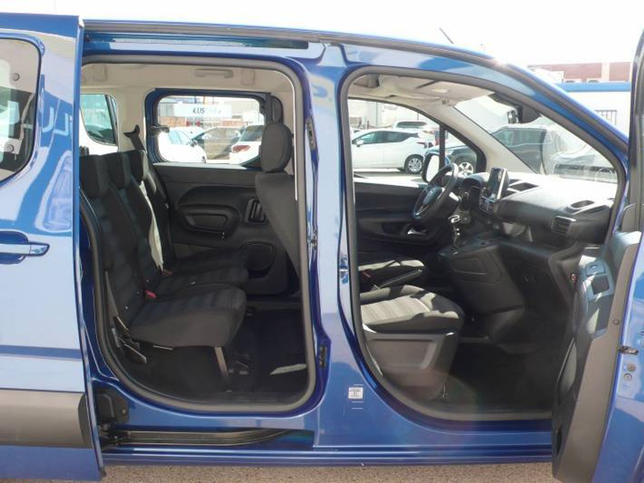 Opel Combo 1.5 TD 96kW (130CV) S/S Selective XL  - Foto 16