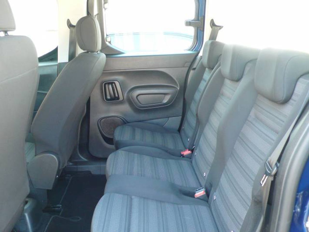 Opel Combo 1.5 TD 96kW (130CV) S/S Selective XL  - Foto 10