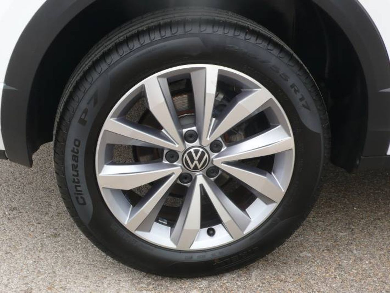 Volkswagen T-Roc Advance R-Line 1.0 TSI 81kW (110CV)  - Foto 10