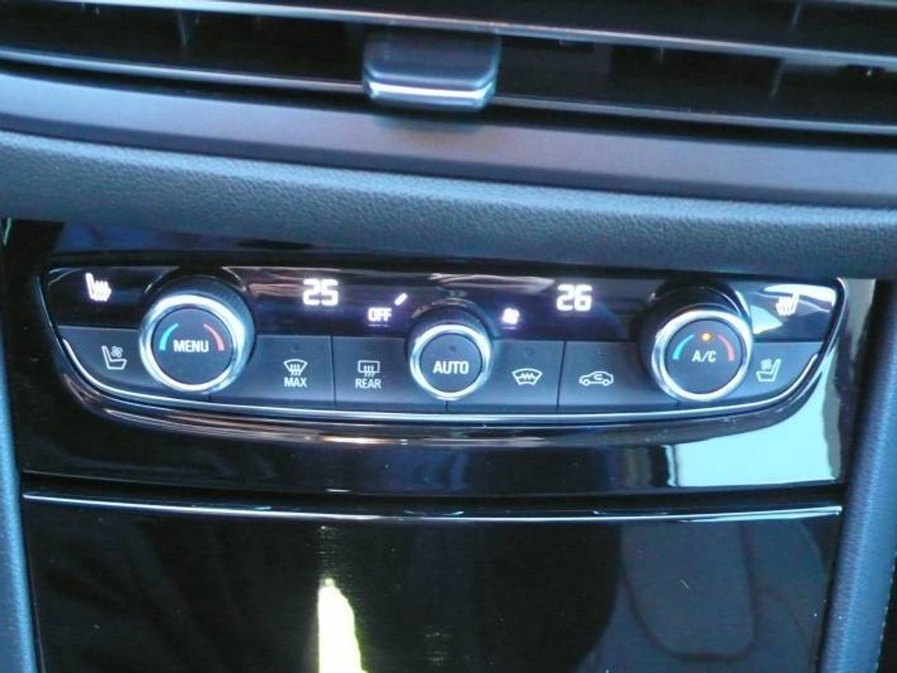 Opel Grandland 1.5 CDTi Ultimate Auto - Foto 26