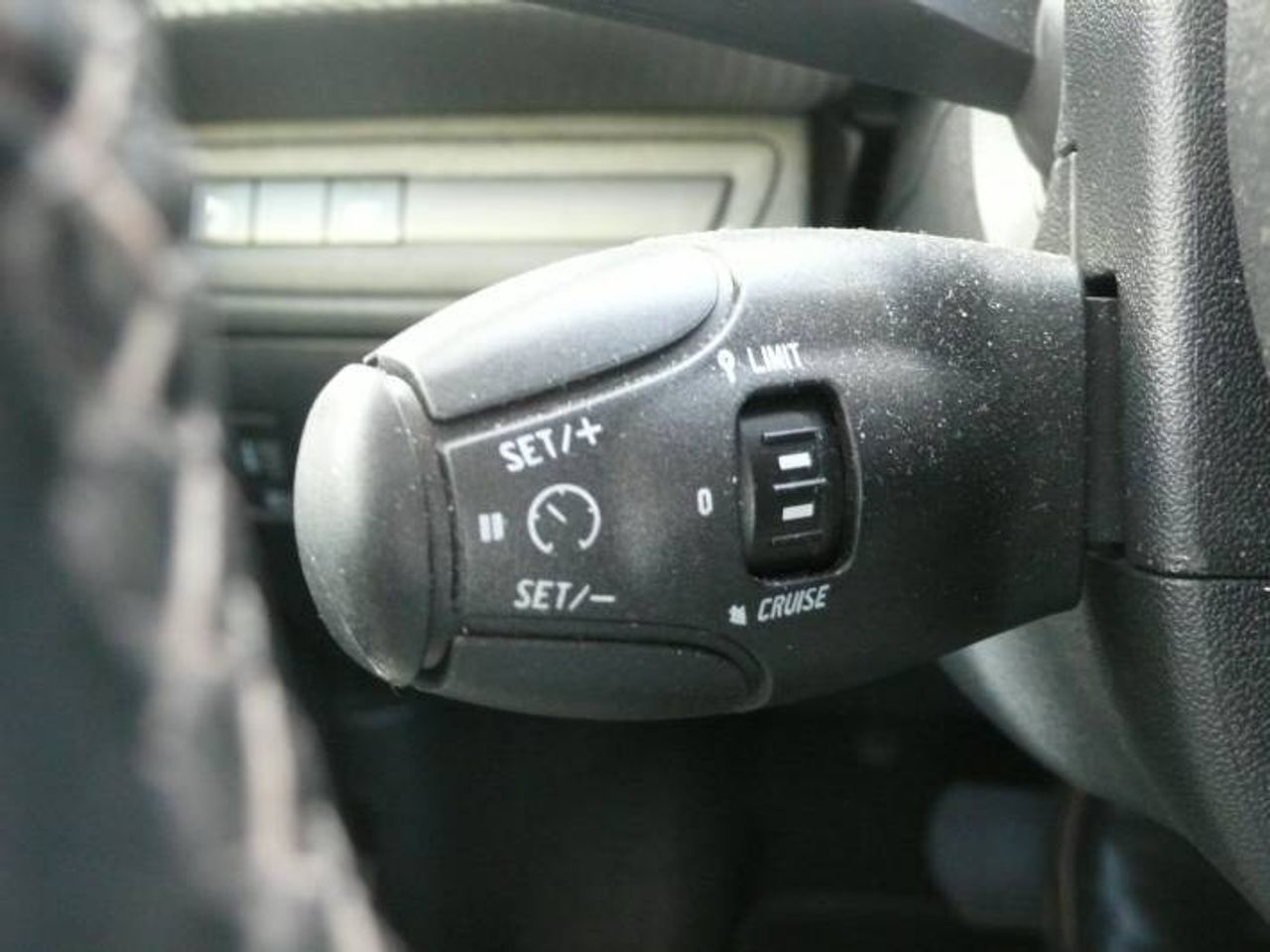 Peugeot 2008 1.2 PureTech S&S ALLURE EAT6 110CV  - Foto 31
