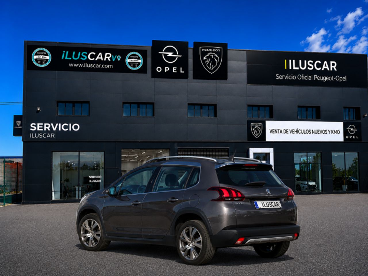 Peugeot 2008 1.2 PureTech S&S ALLURE EAT6 110CV  - Foto 6