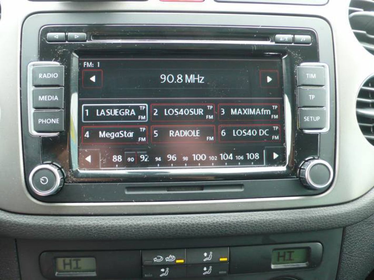 Volkswagen Tiguan 2.0 TDI ADVANCE 4 MOTION 140 - Foto 16