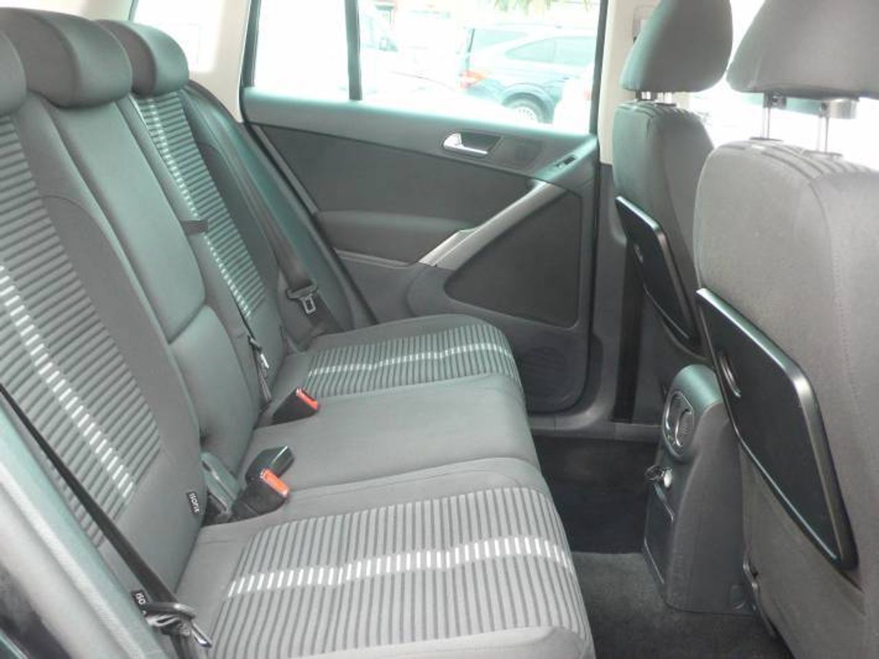 Volkswagen Tiguan 2.0 TDI ADVANCE 4 MOTION 140 - Foto 13