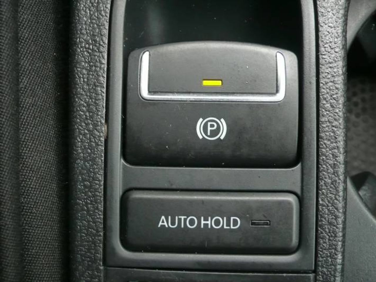 Volkswagen Tiguan 2.0 TDI ADVANCE 4 MOTION 140 - Foto 21