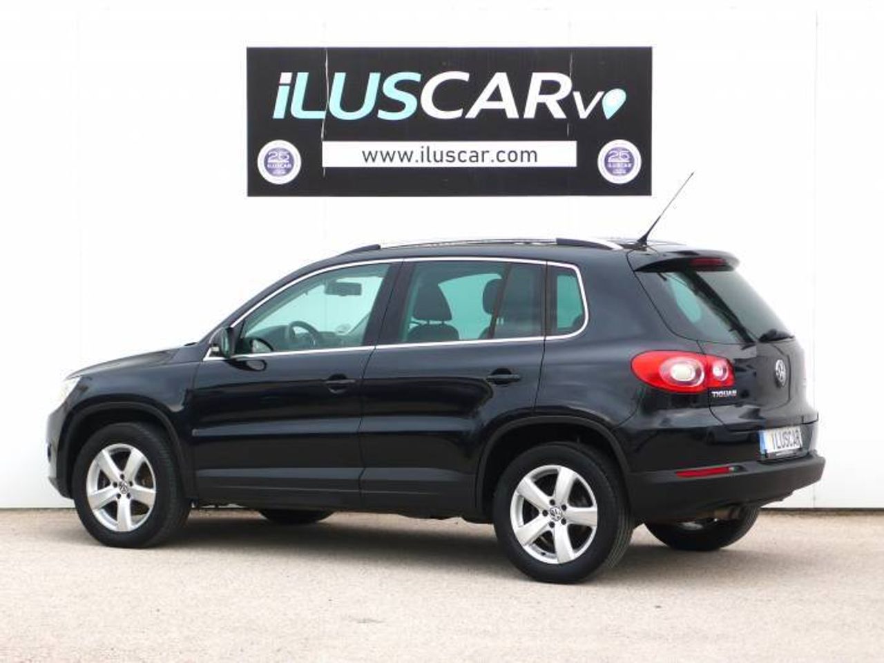 Volkswagen Tiguan 2.0 TDI ADVANCE 4 MOTION 140 - Foto 4