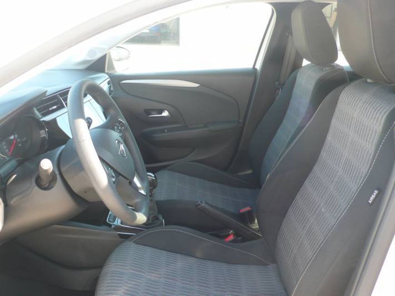 Opel Corsa 1.2T XHL 74kW (100CV) Edition  - Foto 9