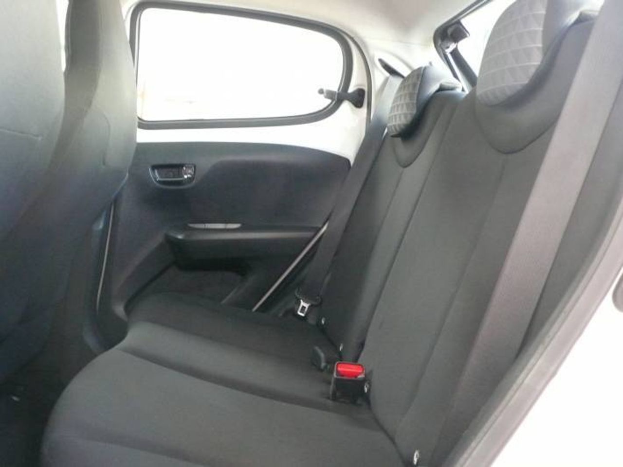 Peugeot 108 ALLURE VTi  - Foto 10