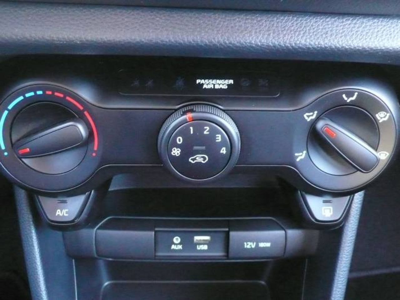 Kia Picanto 1.0 CVVT 49kW (67CV) Concept  - Foto 17