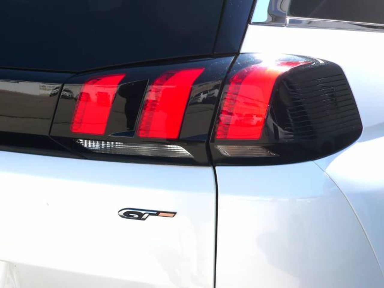 Peugeot 5008 GT BLUE HDI 180 S&S EAT8  - Foto 15