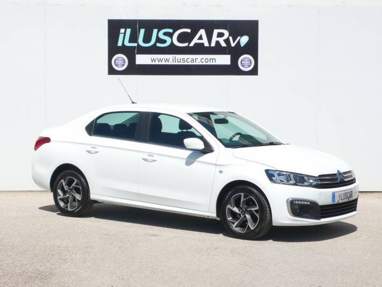 Citroën C-Elysée 1.5 BlueHDi Shine 100  - Foto 8