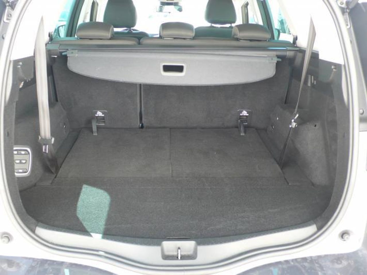 Renault Grand Scénic 103 kW (140CV) EDCLimited TCe GPF MY21  - Foto 13