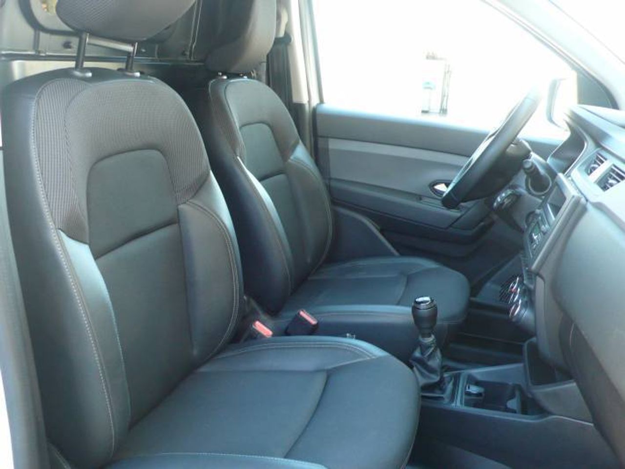 Renault Express CONFORT 1.5 BLUE DCI  - Foto 13