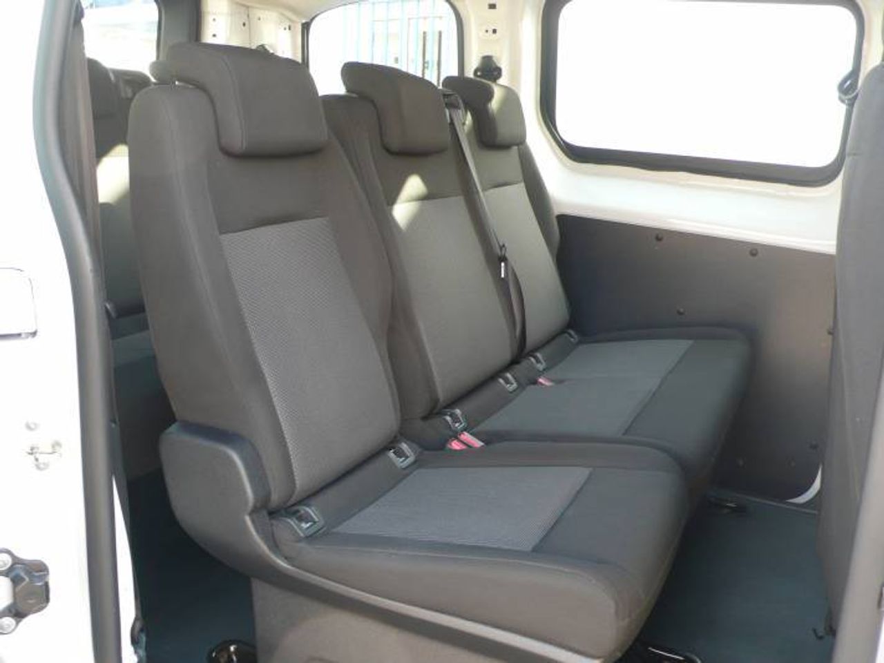 Opel Vivaro Combi 1.5 Diésel 88kW (120CV) S Std  - Foto 10