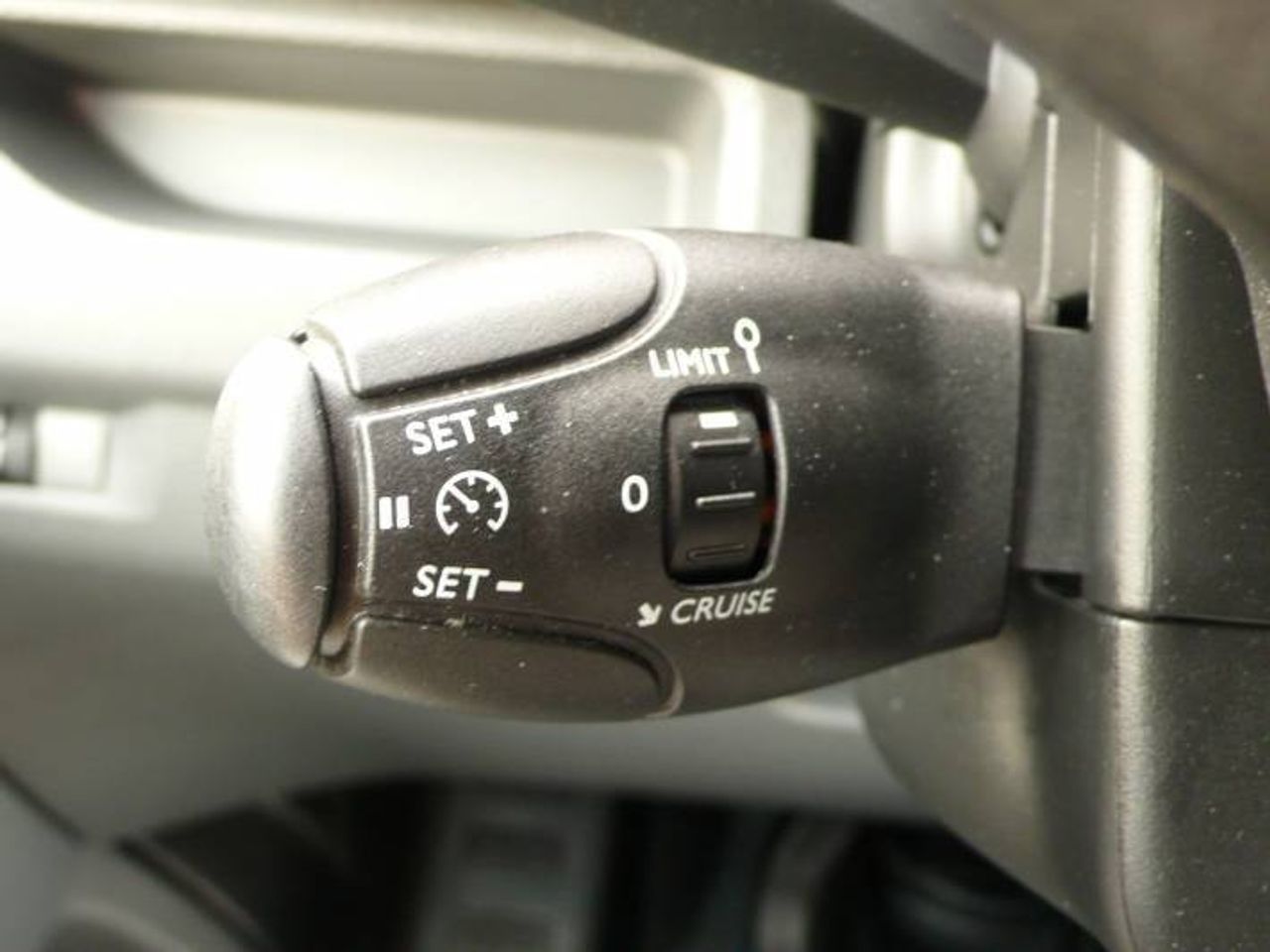 Opel Vivaro Combi 1.5 Diésel 88kW (120CV) S Std  - Foto 21