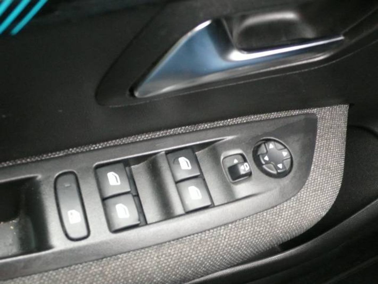 Peugeot 208 208 5P Style Puretech 100 S&S 6 Vel. MAN  - Foto 35