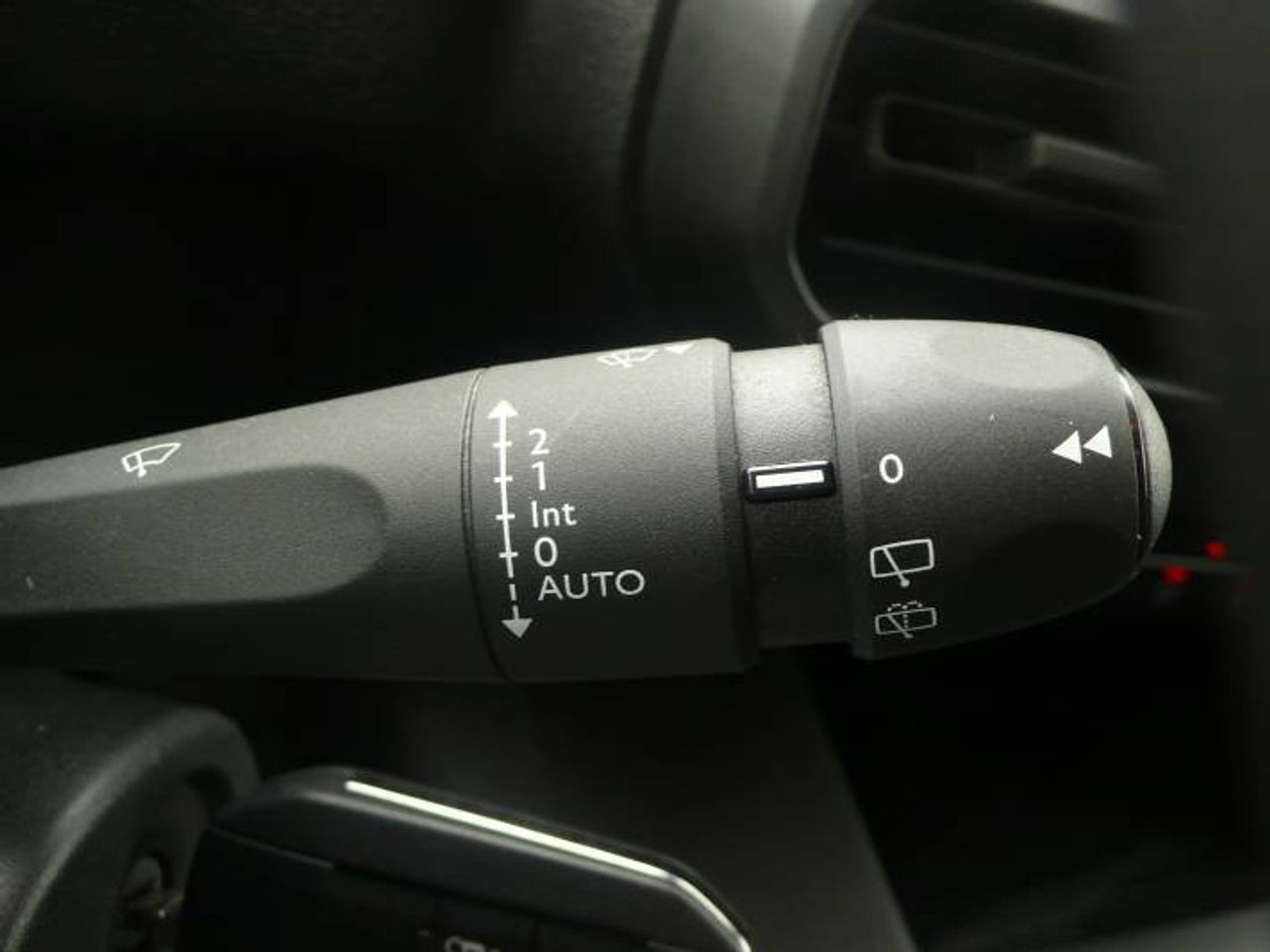 Peugeot Partner Standard 600kg BlueHDi 73kW 4 Puertas  - Foto 23