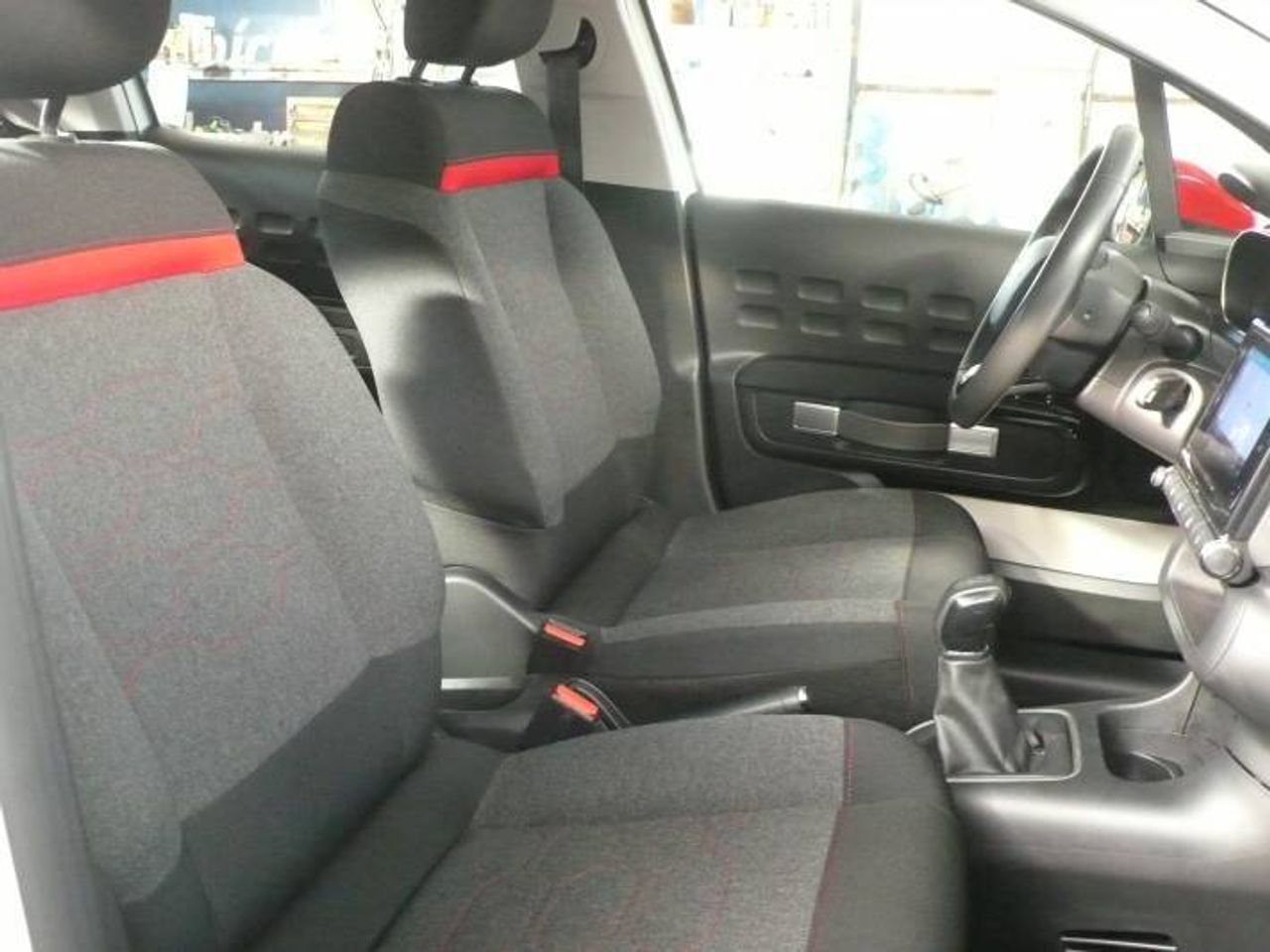 Citroën C3 1.2 PT S&S Feel 82  - Foto 14