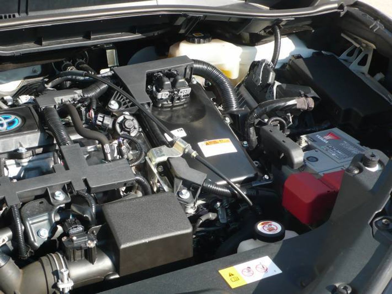 Toyota C-HR 125H Advance  - Foto 40