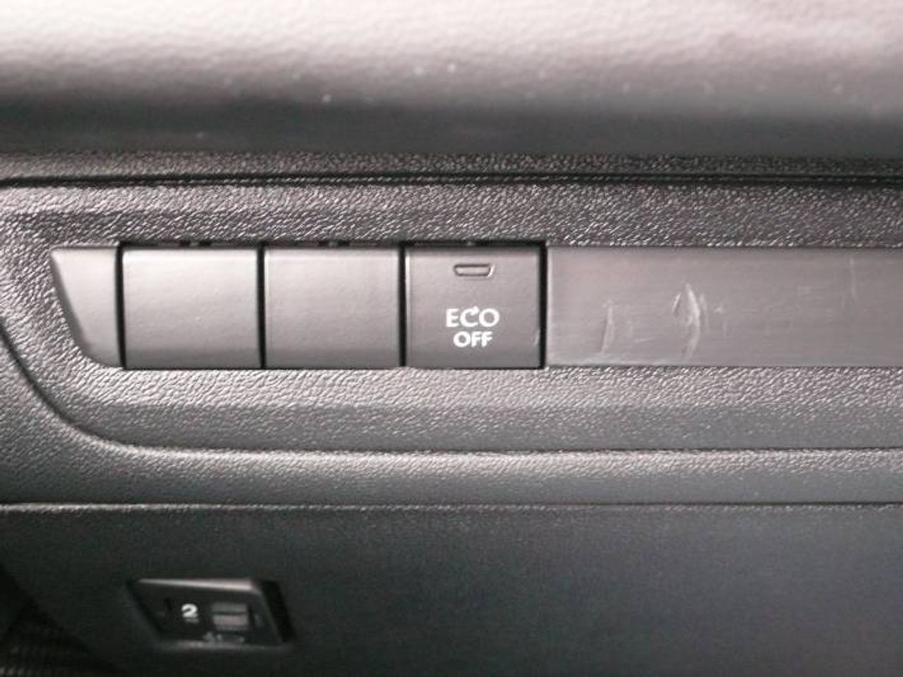 Peugeot 208 ACTIVE 60KW (82CV)  - Foto 24