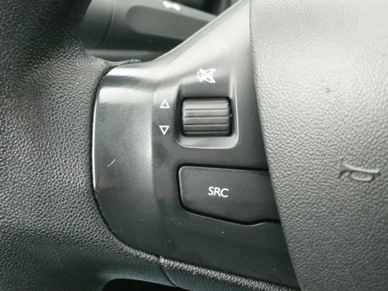 Peugeot 208 ACTIVE 60KW (82CV)  - Foto 22