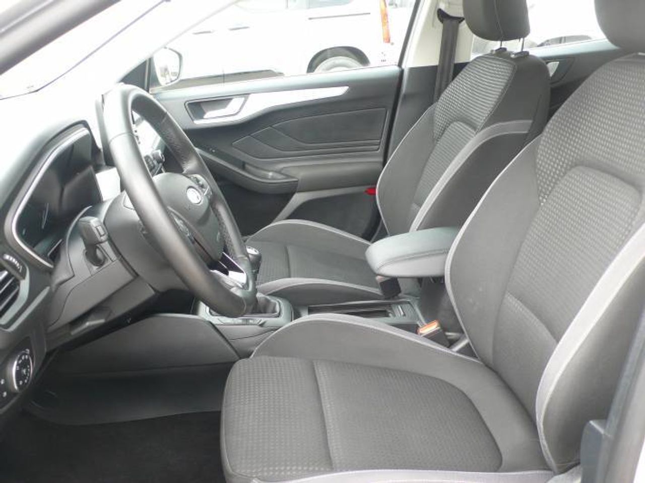 Ford Focus 1.0 ECOBOOST MHEV92KW TREND  - Foto 9