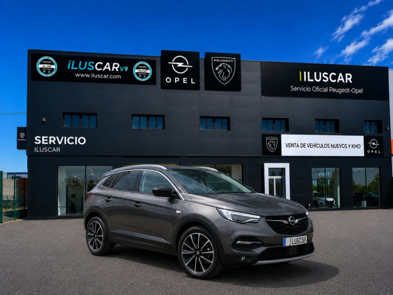 Opel Grandland X Plug-in-Hybrid Ultimate 1.6  AT8  - Foto 8