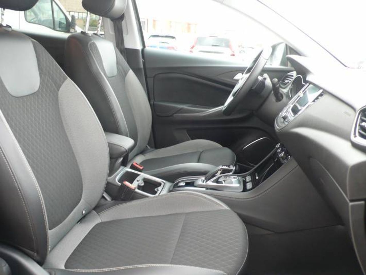 Opel Grandland X Plug-in-Hybrid Ultimate 1.6  AT8  - Foto 17