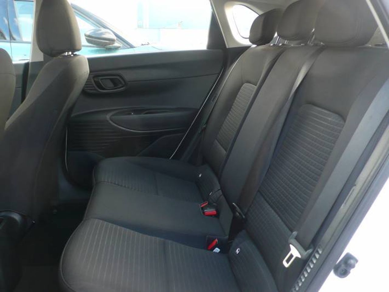 Hyundai i20 1.0TGDI 74KW 100CV 48V KLASS  - Foto 10