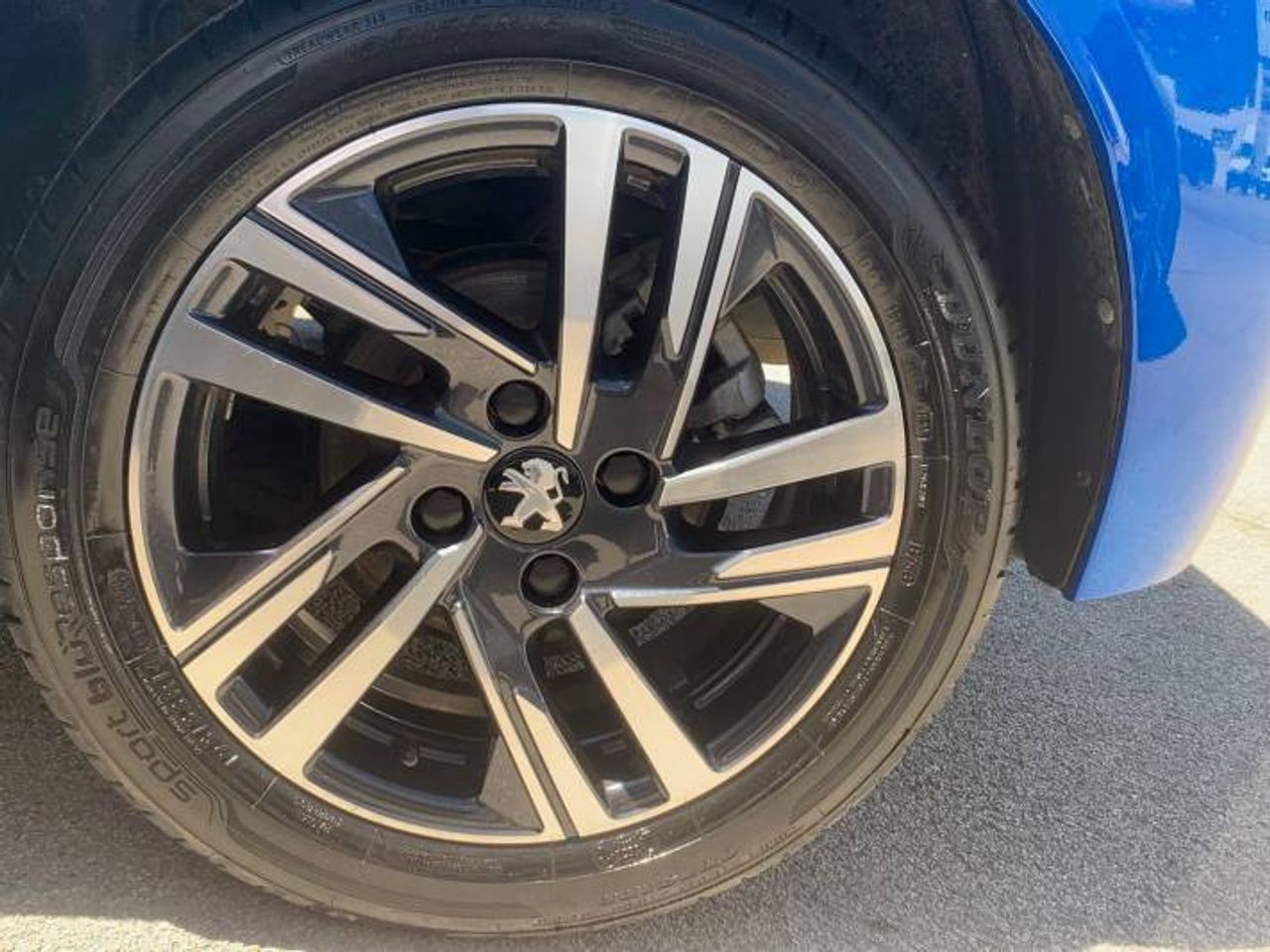 Peugeot 208 208 1.2 Puretech S&S Allure 100  - Foto 11
