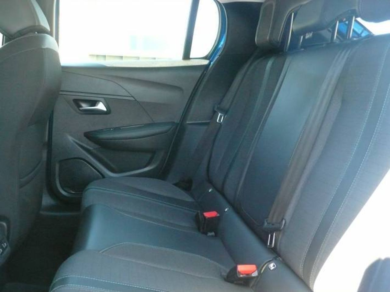 Peugeot 208 208 1.2 Puretech S&S Allure 100  - Foto 10