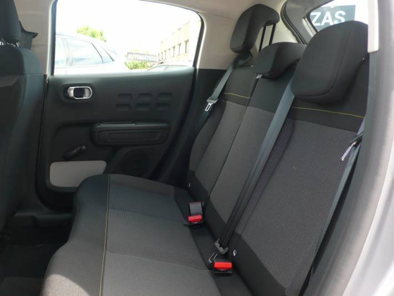 Citroën C3 1.2 S&S C SERIES 84CV  - Foto 10
