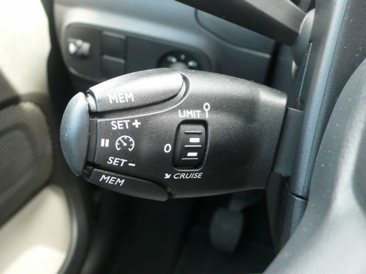 Citroën C3 1.2 S&S C SERIES 84CV  - Foto 26