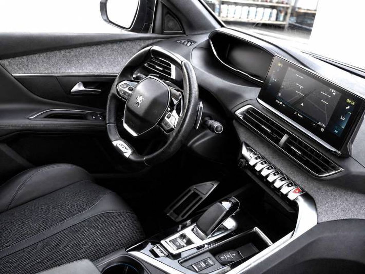 Peugeot 3008 Hybrid 300 e-EAT8 GT 5 Puertas  - Foto 17