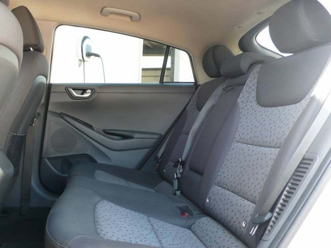 Hyundai IONIQ PHEV 1.6 GDI Klass  - Foto 10