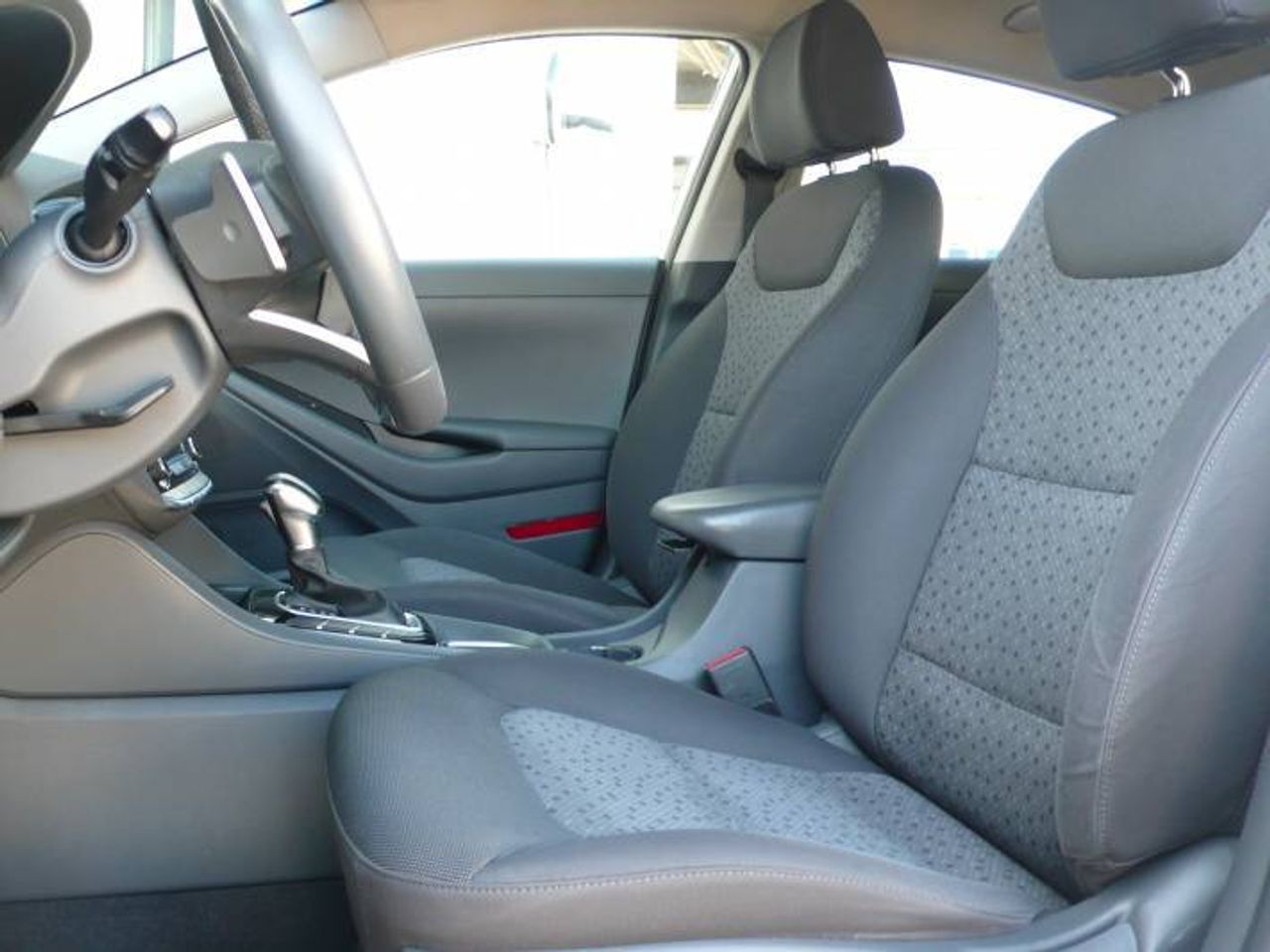 Hyundai IONIQ PHEV 1.6 GDI Klass  - Foto 9