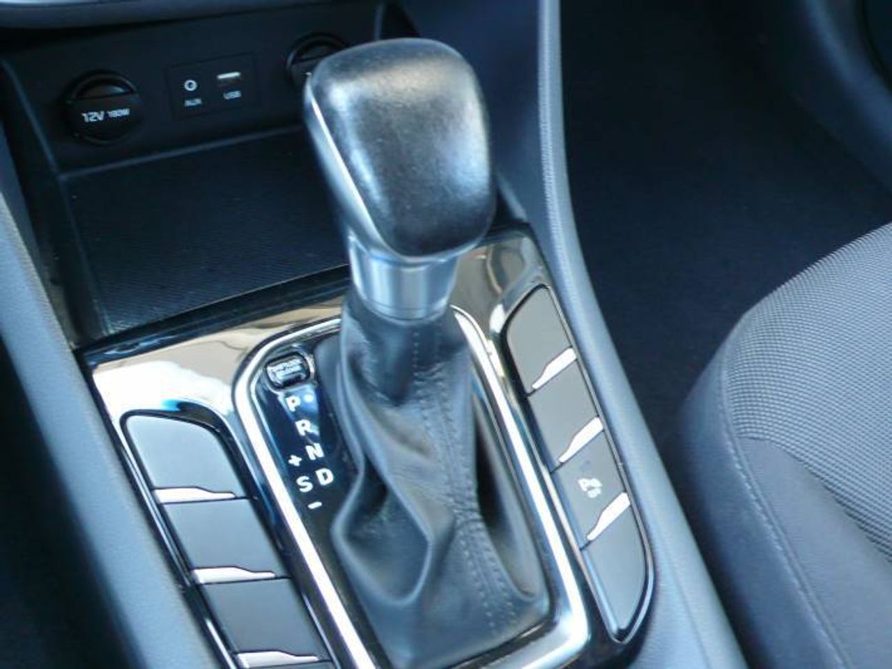 Hyundai IONIQ PHEV 1.6 GDI Klass  - Foto 26