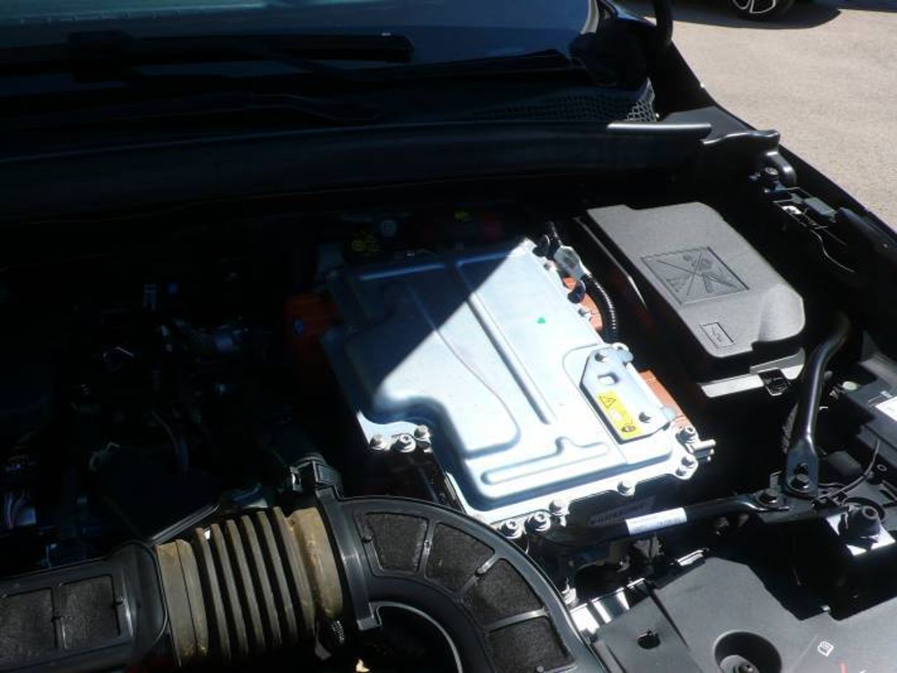 Renault Captur E-TECH Híbrido Enchufable Evolution 117kW  - Foto 42