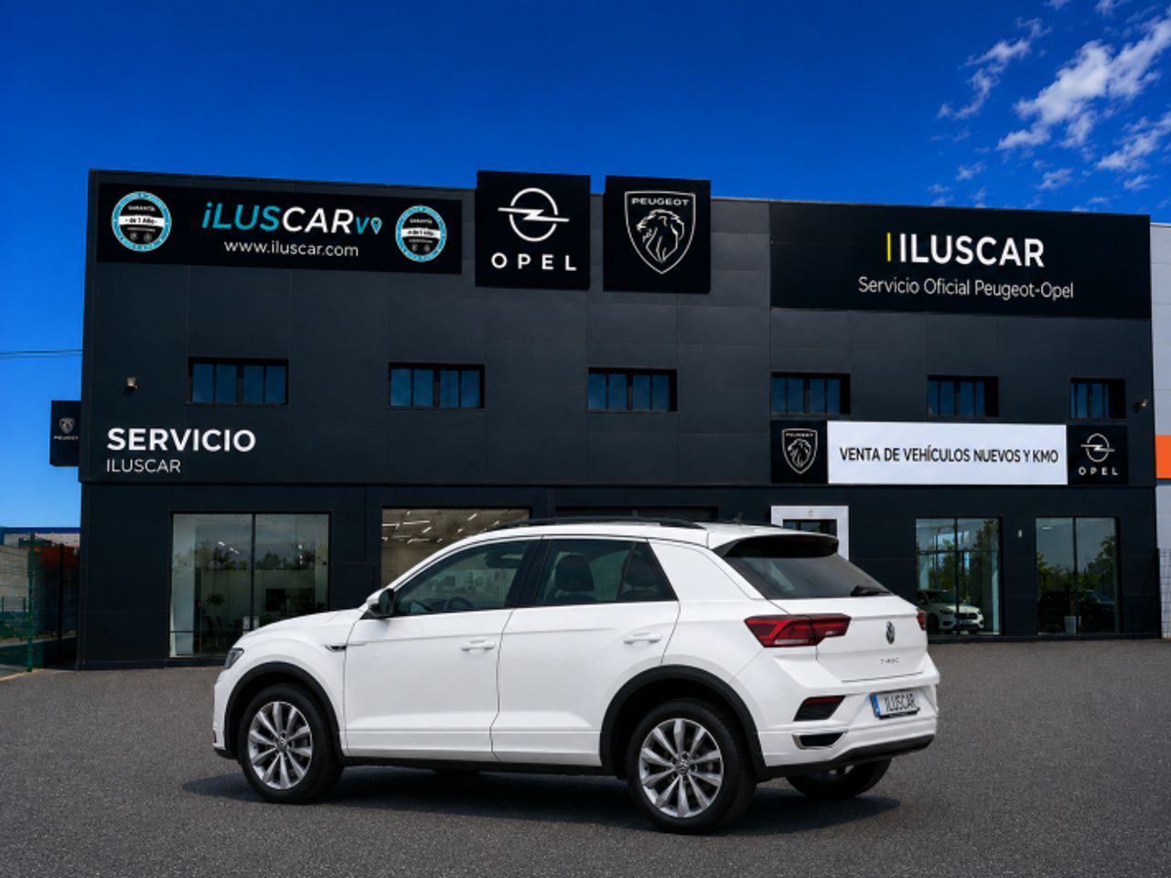 Volkswagen T-Roc Advance R-Line 1.0 TSI 81kW (110CV)  - Foto 6