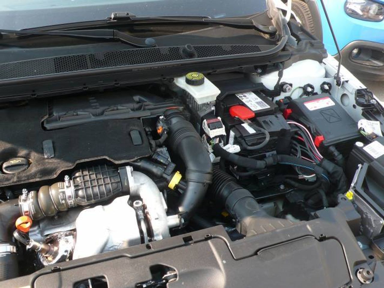 Peugeot 308 1.6e-HDI Allure 115  - Foto 32