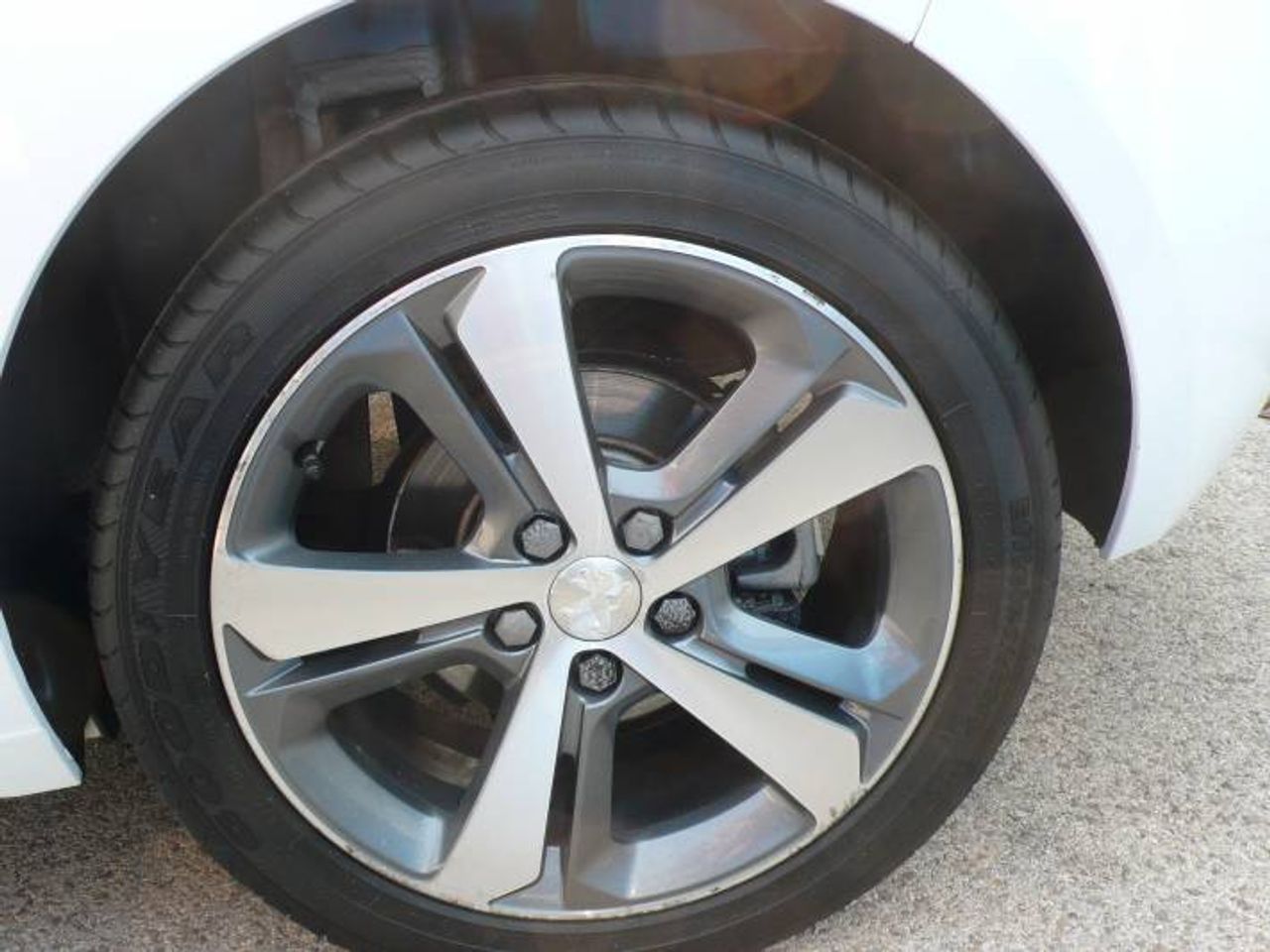 Peugeot 308 1.6e-HDI Allure 115  - Foto 11