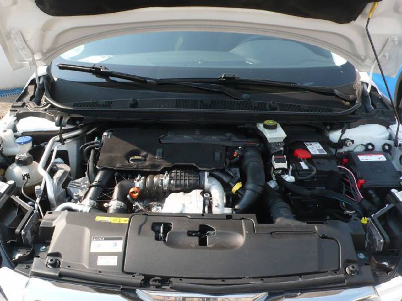 Peugeot 308 1.6e-HDI Allure 115  - Foto 30