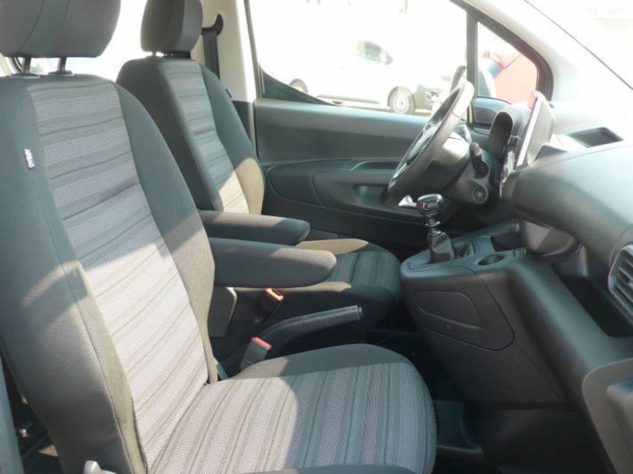 Opel Combo Cargo 1.5 TD BUSINESS EDITION PLUS L1N1  - Foto 16
