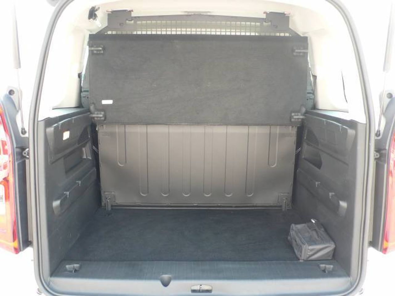 Opel Combo Cargo 1.5 TD BUSINESS EDITION PLUS L1N1  - Foto 14