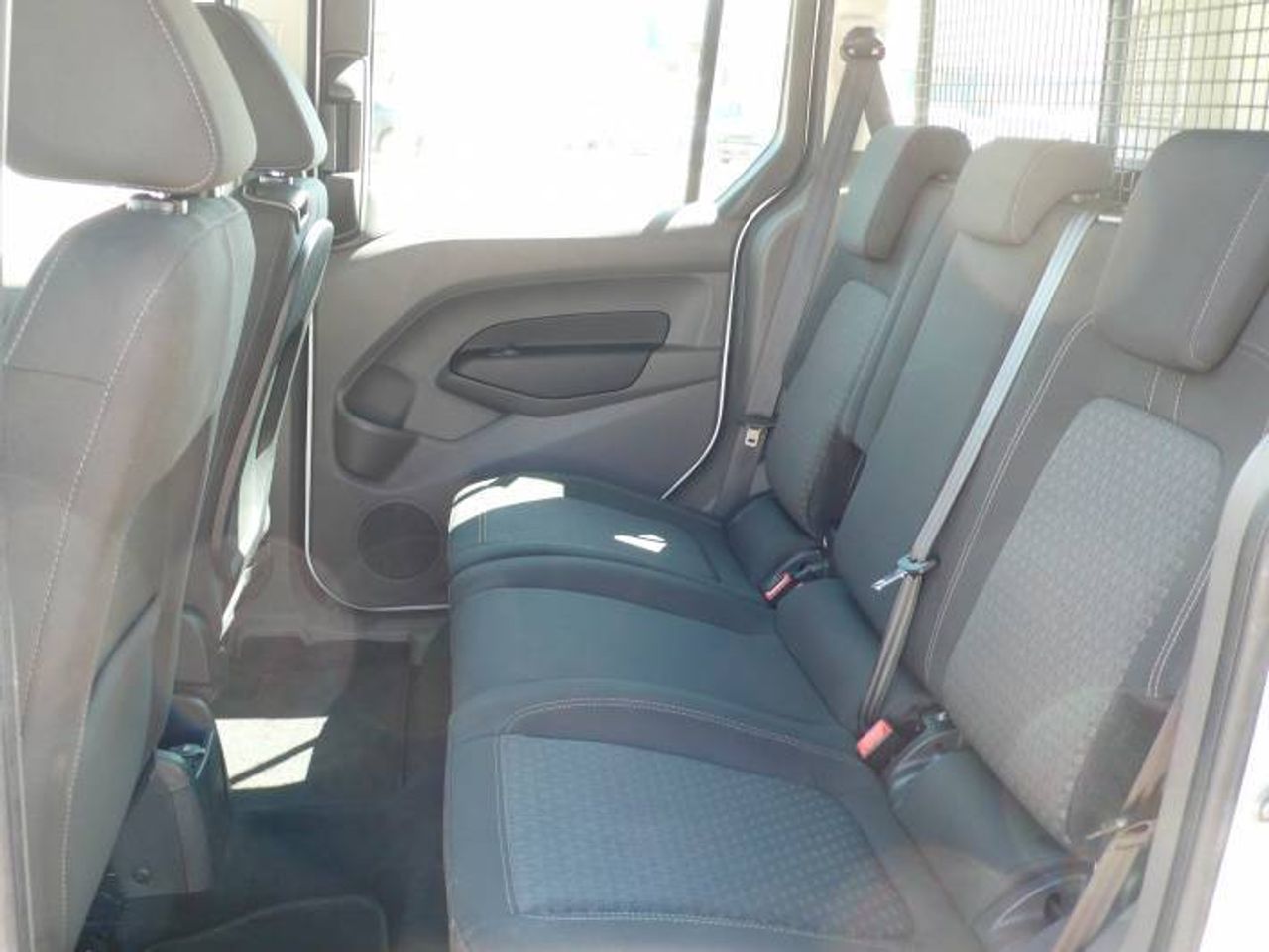 Ford Tourneo Connect TOURNEO CONNECT 1.5 TDCi 88kW (120CV) Trend 5 Puertas 1.5 TDCi 88kW (120CV) Trend 5 Puertas  - Foto 10