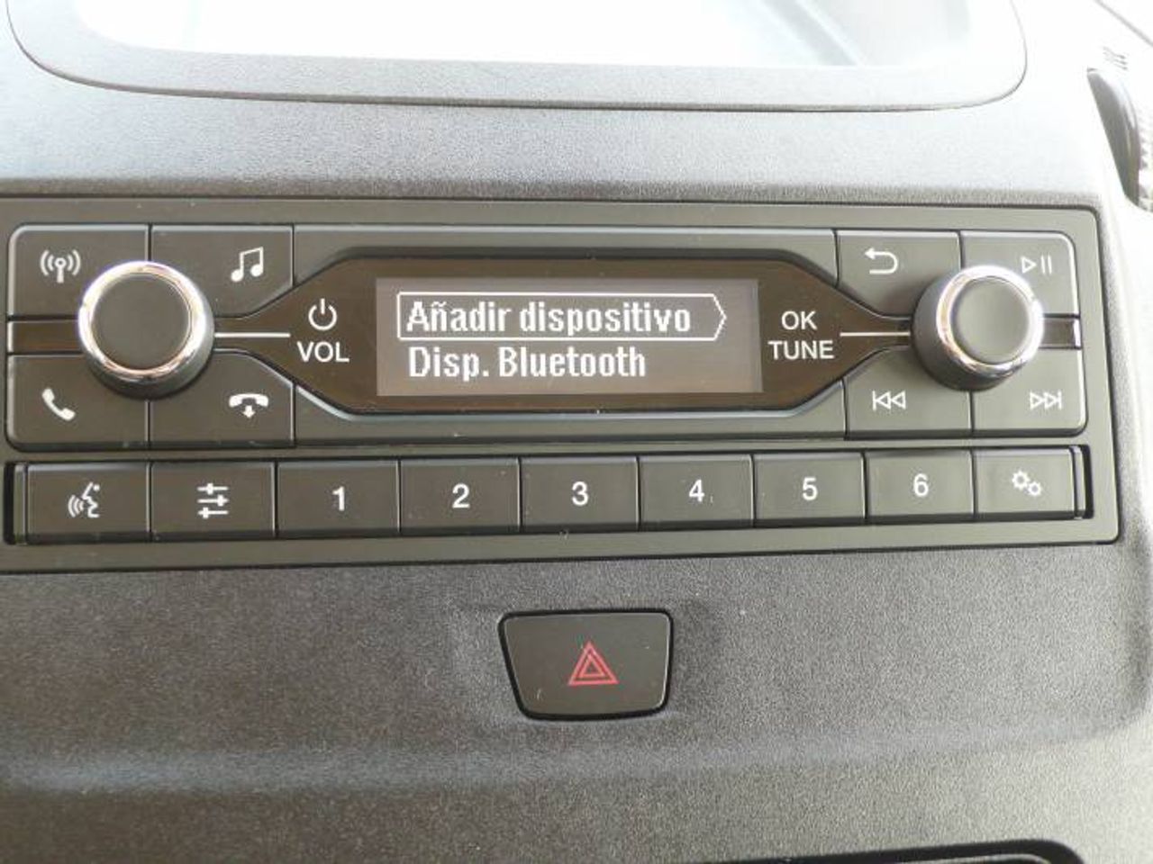 Ford Tourneo Connect TOURNEO CONNECT 1.5 TDCi 88kW (120CV) Trend 5 Puertas 1.5 TDCi 88kW (120CV) Trend 5 Puertas  - Foto 16