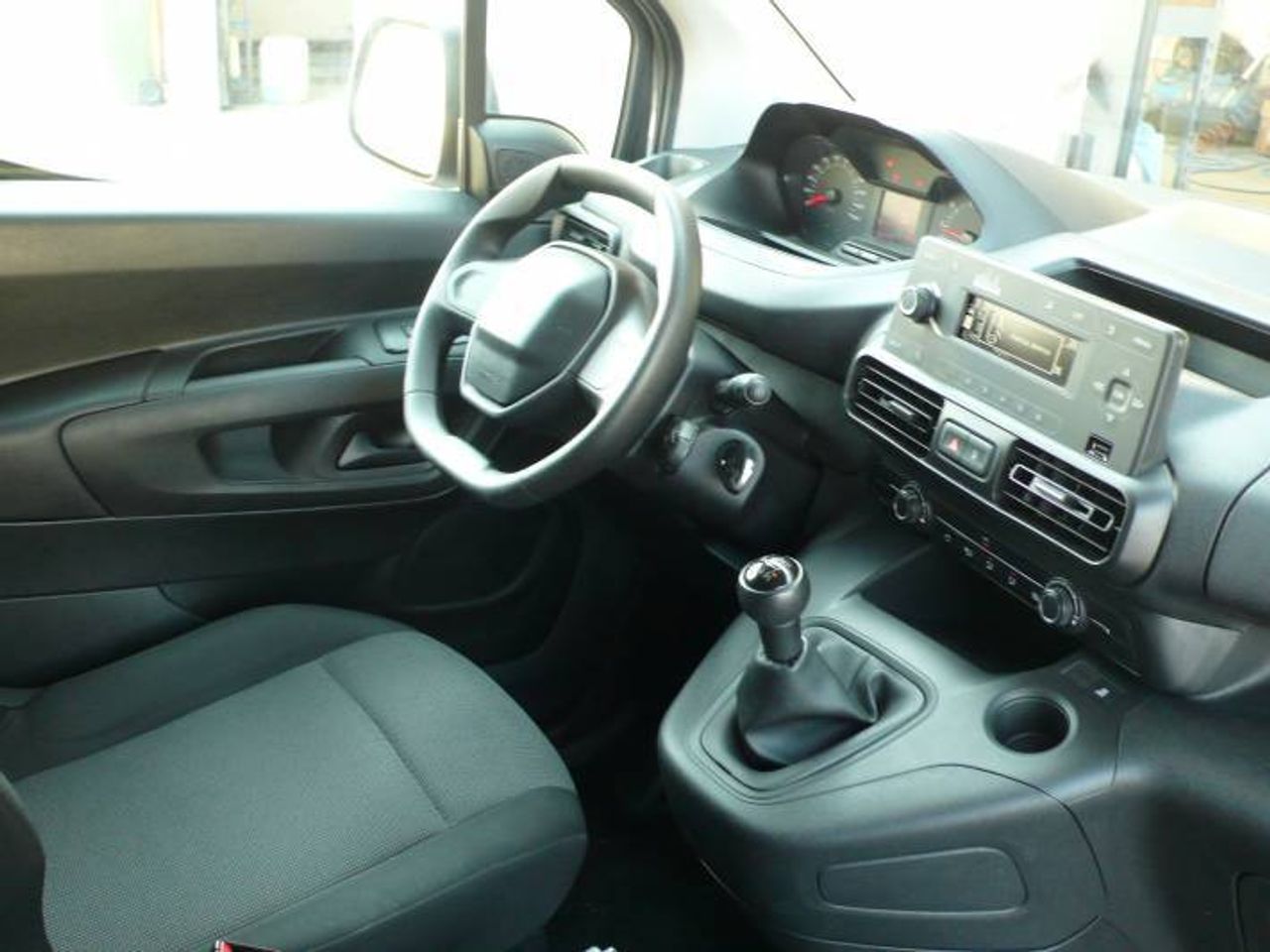 Peugeot Partner ICE BLUE HDI 100CV  - Foto 16