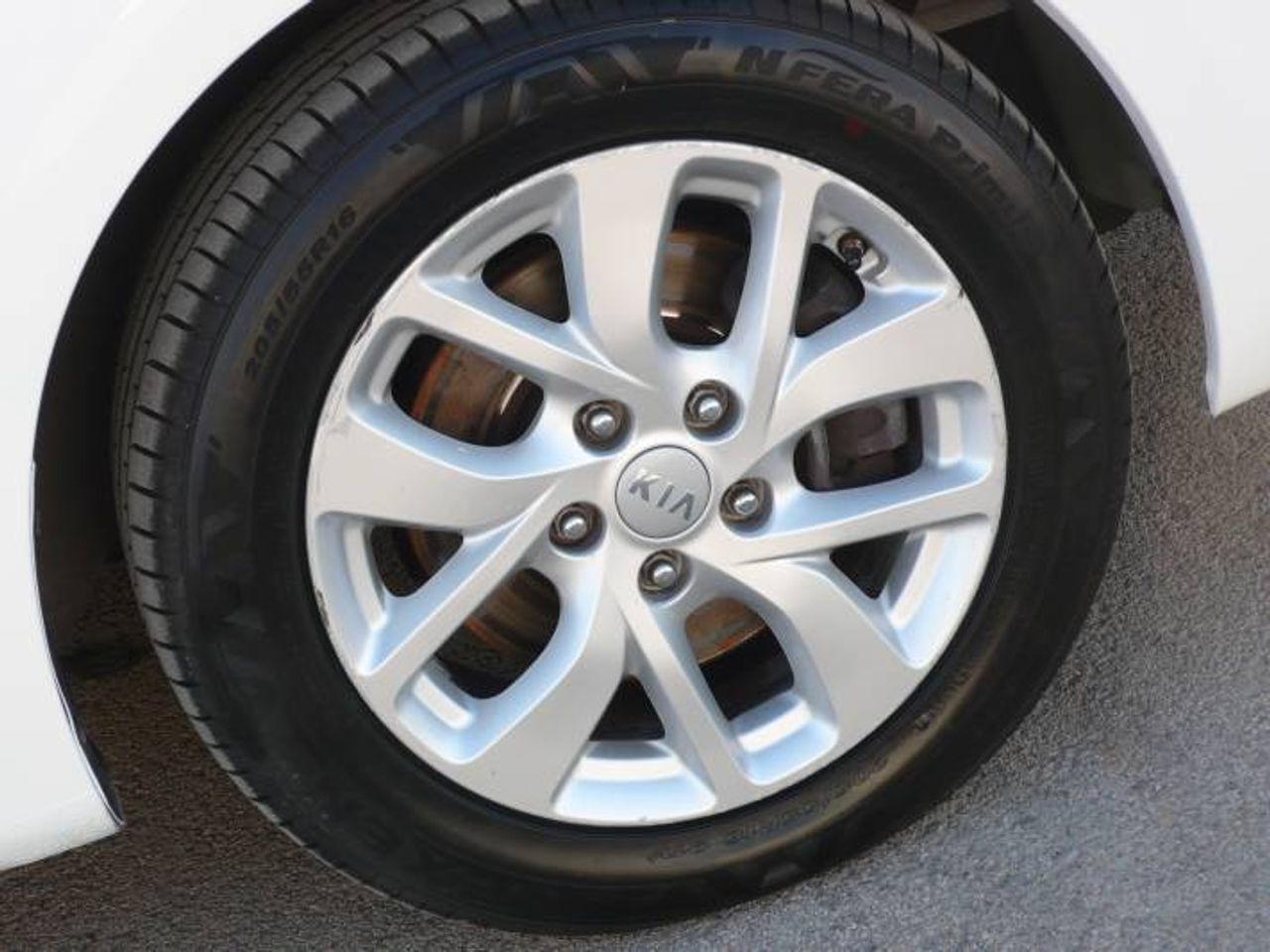 Kia Carens 1.7CRDi VGT Eco-Dynamics Concept  - Foto 14
