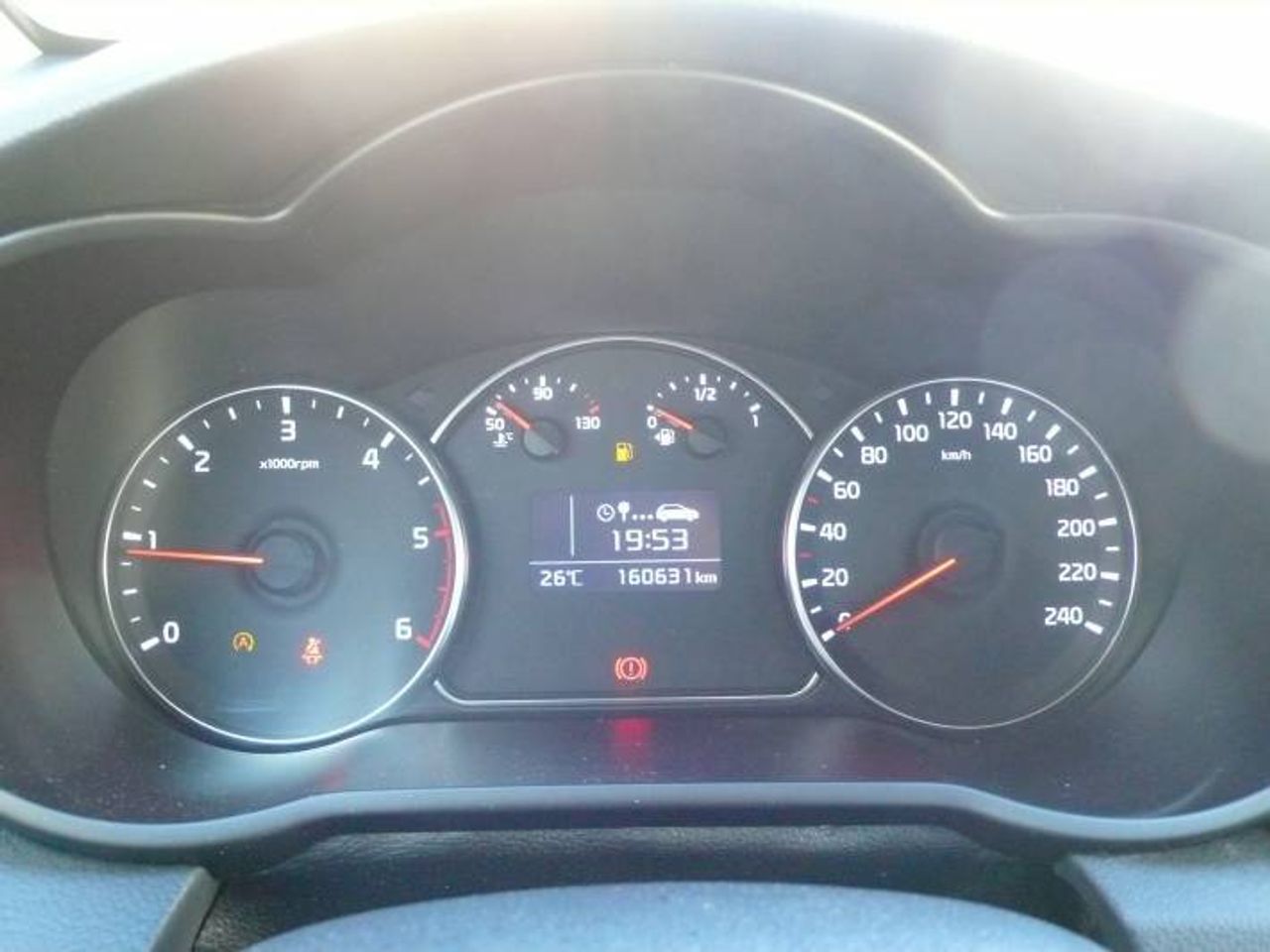 Kia Carens 1.7CRDi VGT Eco-Dynamics Concept  - Foto 26